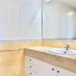 Appartement Devant La *