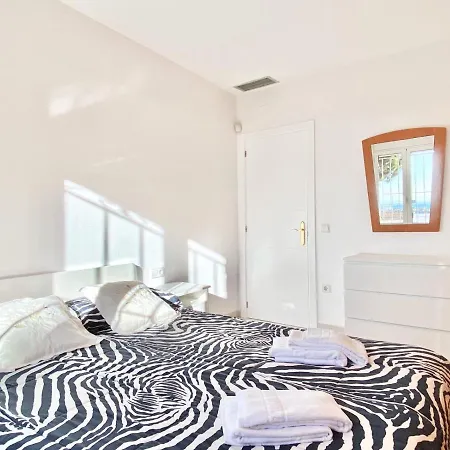 Apartment Devant La Roses