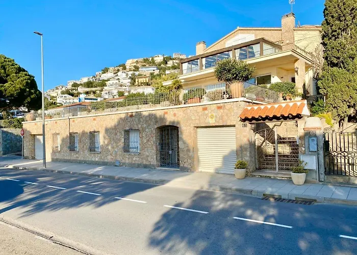 Devant La Ρόζες